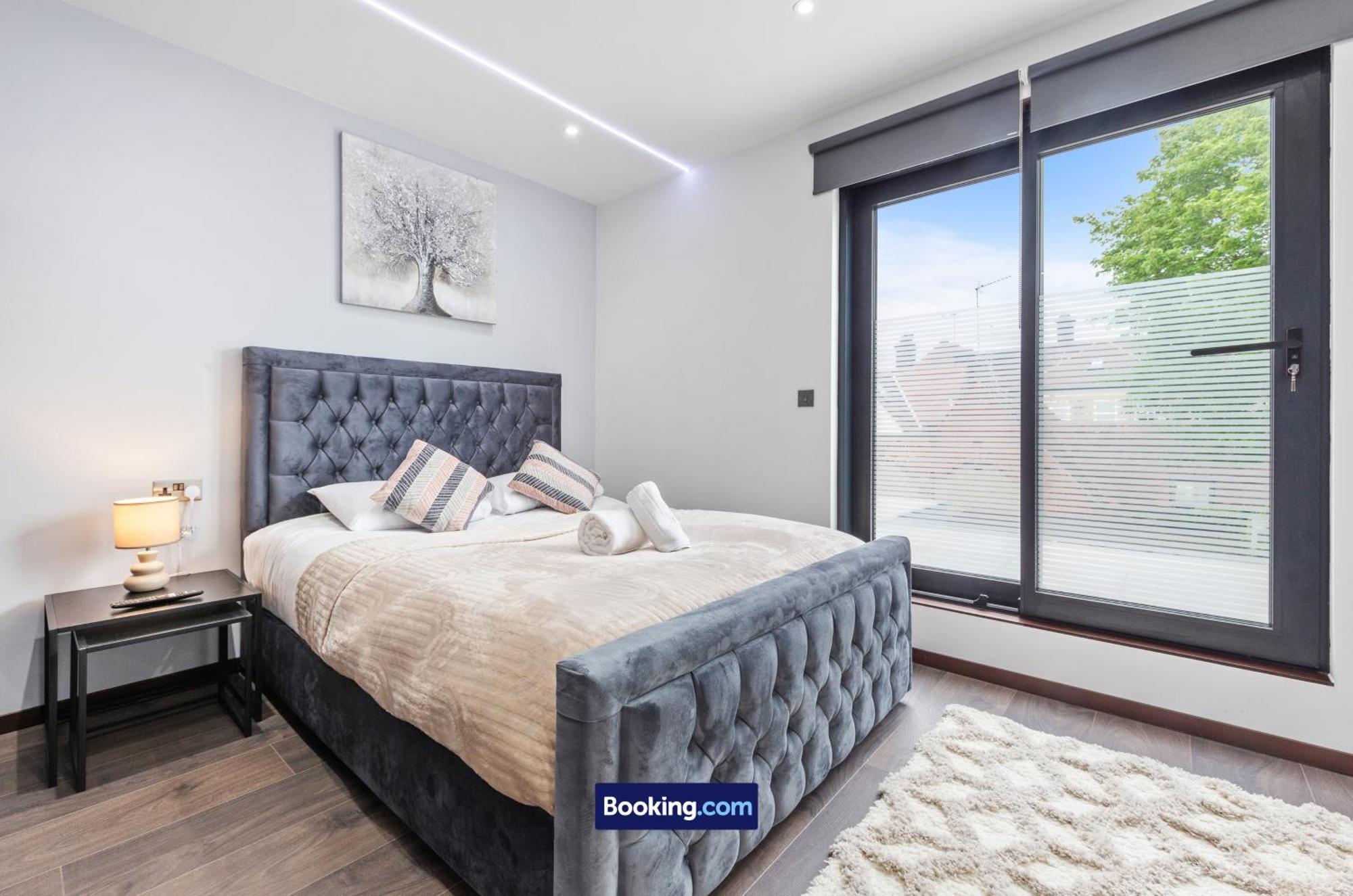 Stylish Studio Apt By Stay Smart Short Lets & Serviced Accommodation Woodstock With Free Wifi London Luaran gambar