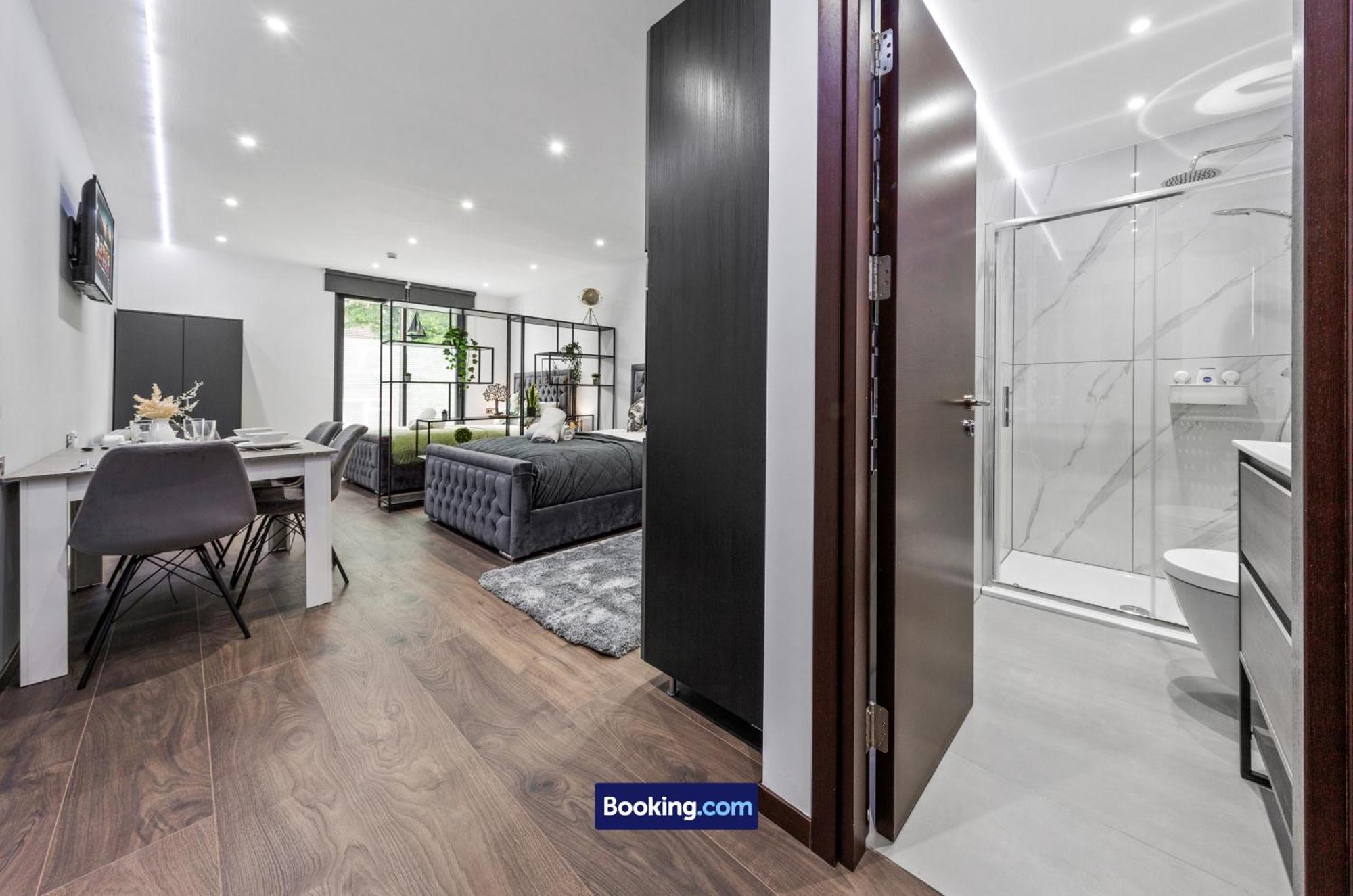 Stylish Studio Apt By Stay Smart Short Lets & Serviced Accommodation Woodstock With Free Wifi London Luaran gambar